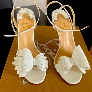 latte/white  New Miss valois 100 patent leather sanders